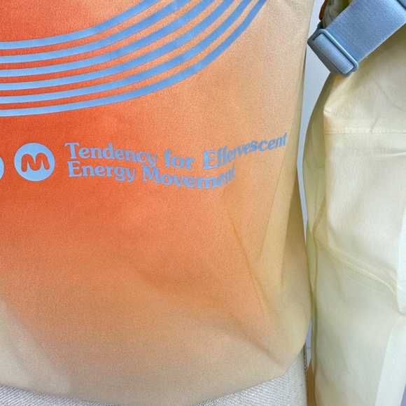 NWT Lululemon x Madhappy Packable Run Jacket Multicolored Womens Size 0 - Picture 8 of 15